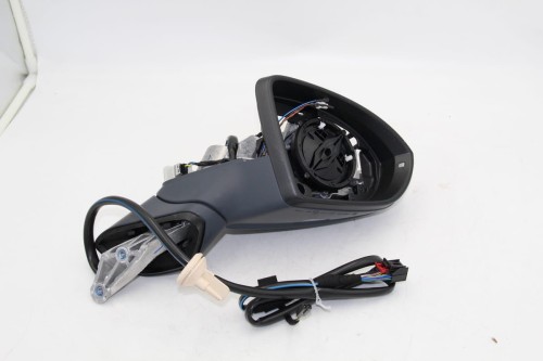 Obudowa lusterka wstecznego prawe VW Golf 517857508BB